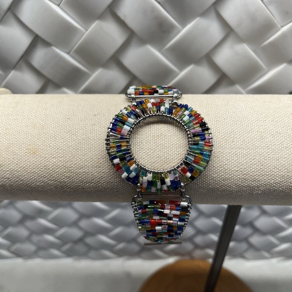 Beaded Bracelet round circle shape hook and eye closure, retro, boho, timeless